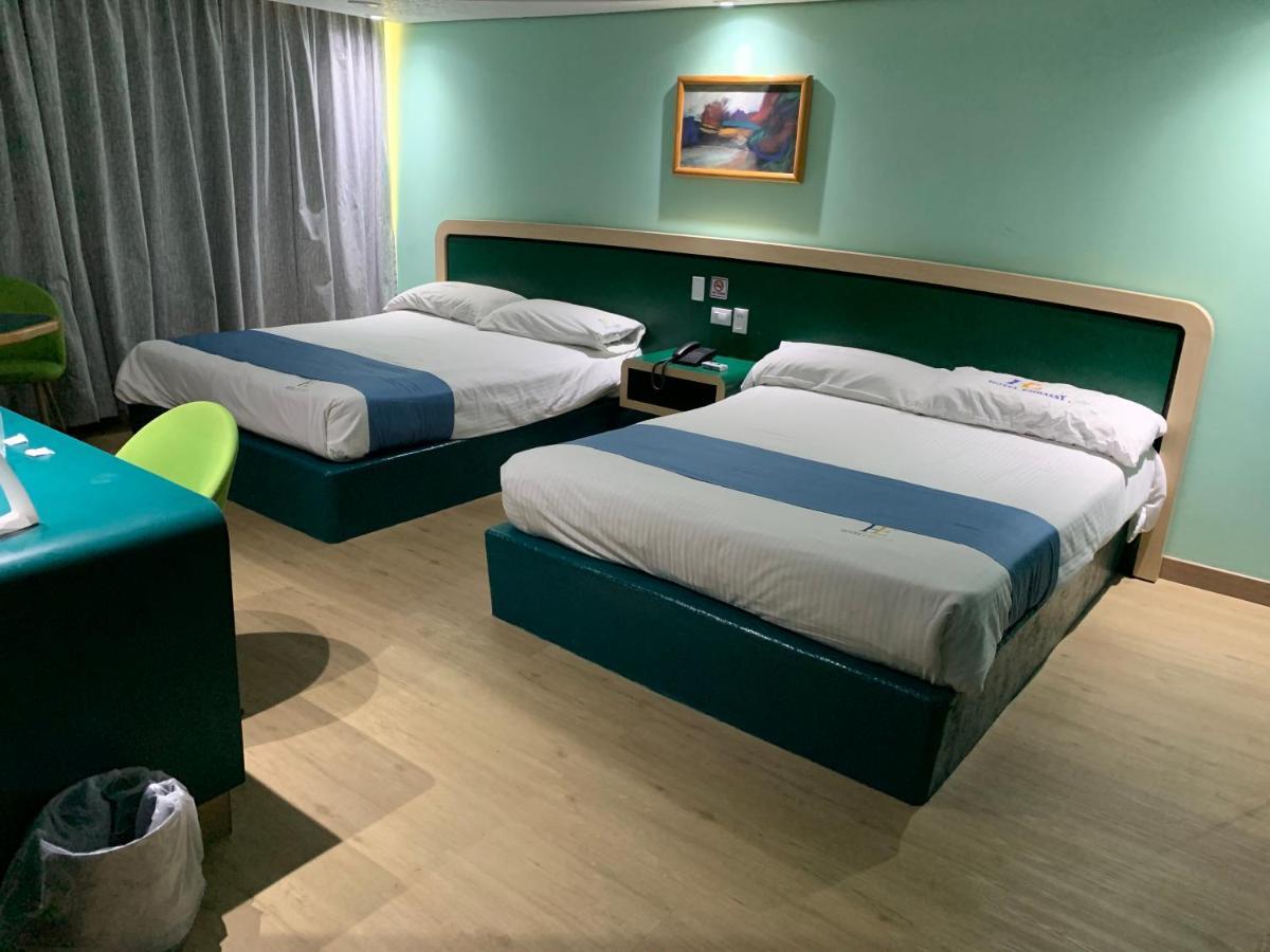 Hotel Embassy Мехико Экстерьер фото