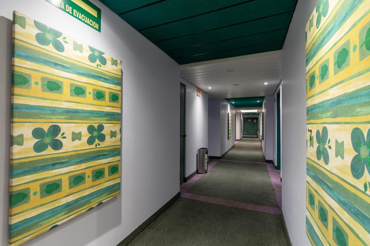 Hotel Embassy Мехико Экстерьер фото